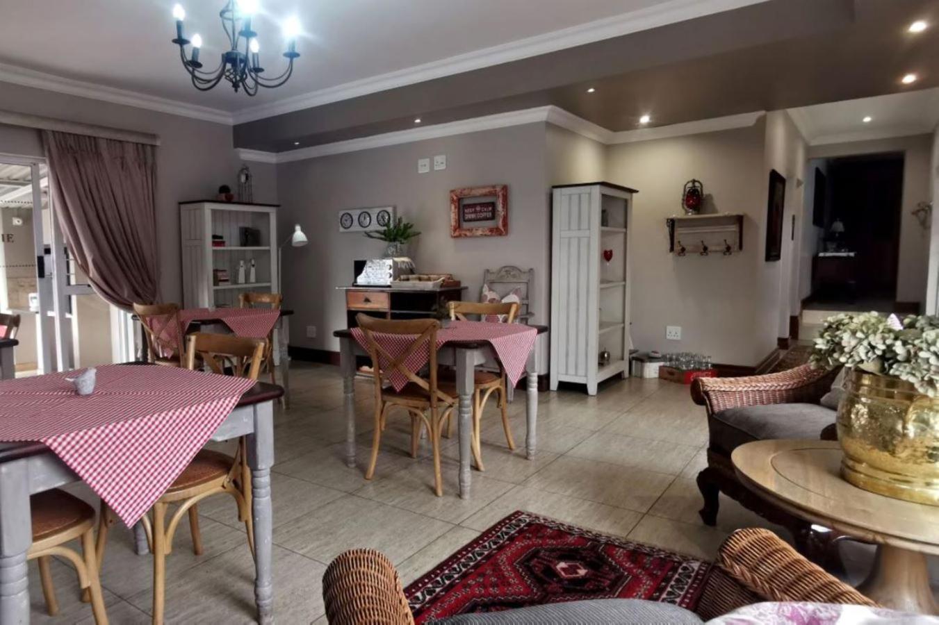 Bokmakierie Gastehuis Emalahleni Pty Ltd Екстериор снимка